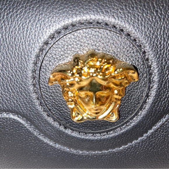 NWT VERSACE LA MEDUSA SMALL HANDBAG - Picture 10 of 12